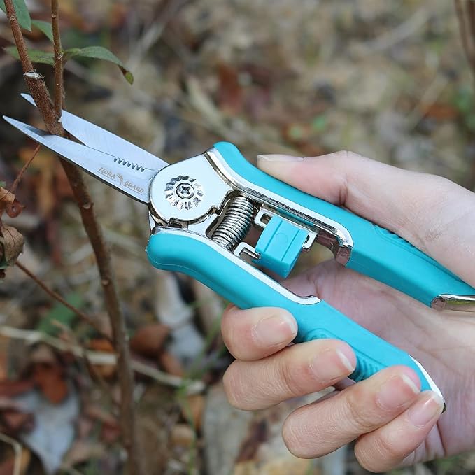 FLORA GUARD 6.5-Inch Floral Scissors, Zinc Alloy with Rubber Handle, Toothed Blade for Quick Cutting, Suitable for Flower Placement, Plant Pruning, Rose or Fruit Picking (Blue)