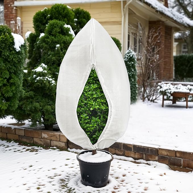 Plant Covers Freeze Protection, 2 Pack 47''×71'' White Frost Cloths Blankets with Zipper Drawstring Shrub Tree Covers for Winter Outdoor Plants Freeze Protection