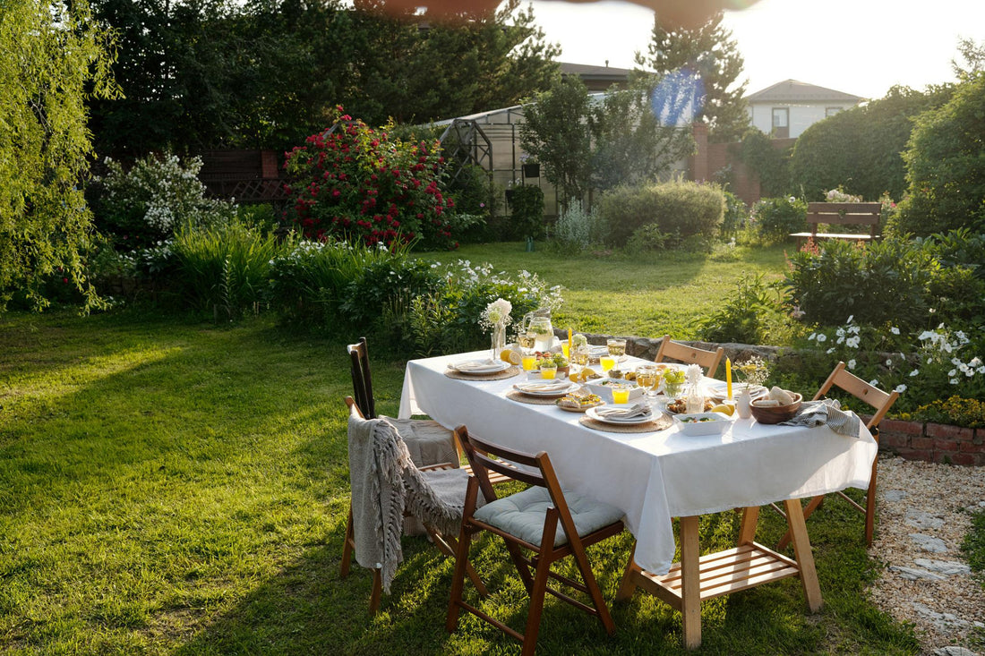 Outdoor Dining Ideas: How to Create a Beautiful Backyard Table This Season