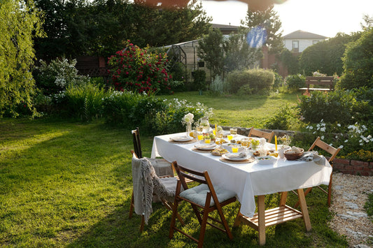 Outdoor Dining Ideas: How to Create a Beautiful Backyard Table This Season