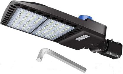 ledmo 200W LED Parking Lot Lights 5000K Street Shoebox Pole Lights Waterproof 26000LM Super Bright Dusk to Dawn Outdoor Commercial Area Flood Security Lighting Slip Fitter for Stadium Sport Garage