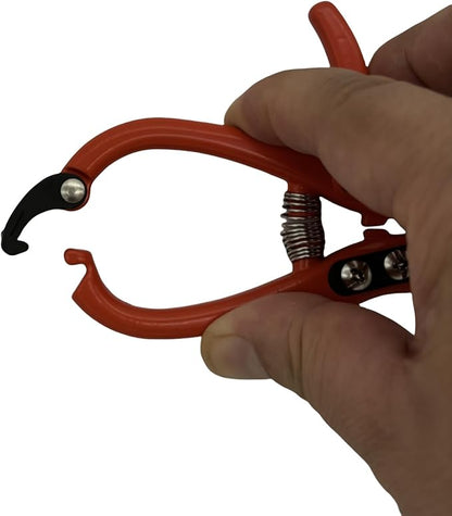 Upgrade Your Gardening Tools with Modern Pruning Shears – Precision Herb Snips, Flower Cutting Scissors, and Easy-Lock Safety Catch for Effortless Trimming.