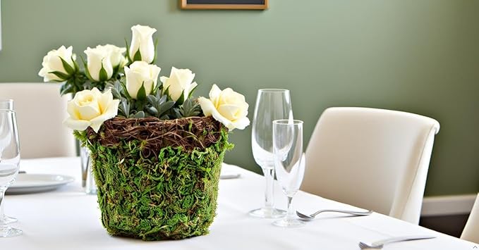 SuperMoss (55152 Vineyard Decorative Moss Basket Ideal for Home Decor, Office Decor, and Indoor Plants, Medium Size: 5.5″ x 4.7″, Fresh Green