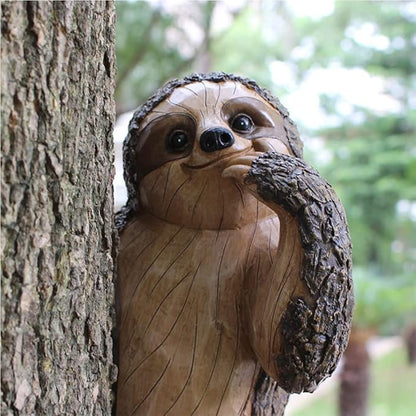 Sloth Tree Hugger, Outdoor Decorations, Resin Garden Sculpture Ornament, Tree Peeker Statue, Halloween Gardening Gifts for Housewarming, Handmade with Details, Durable & Waterproof