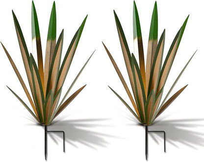 Homight Large Agave Sculpture Rustic Metal Agave Plant Outdoor Interior Decoration Outdoor Lawn Decoration Yard Wooden Posts Matching Garden Suitable for Patio