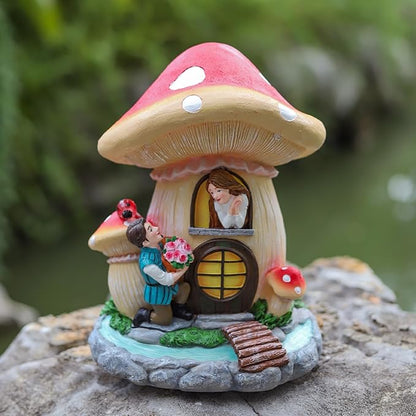 Solar Garden Outdoor Statues Princess and Prince with 4 LED Solar Figurine for Lawn,Patio,Balcony,Yard Decor Unique Housewarming Gift, for Gril,Mom,Grandma,Father,Woman