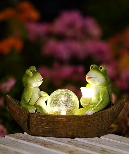 Solar Frogs Boating Statue Garden Decor: Outdoor Sculpture Lights Decorations Art Ornament Yard Lawn Backyard - Ideal Gifts for Women Mom Grandma
