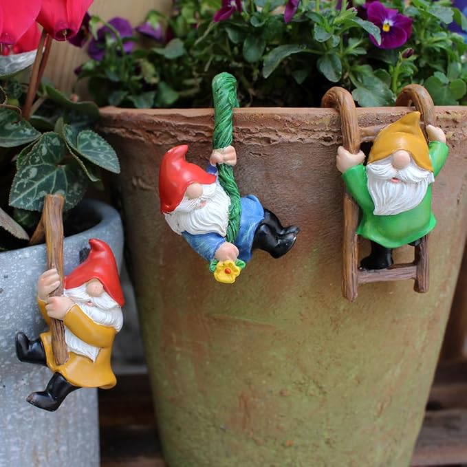 3 PCS Garden Gnomes Decor,Outdoor Garden Gnomes Crafts, Resin Statue,Flower Pot Landscape Dwarf for Home,Office and Chrismas.