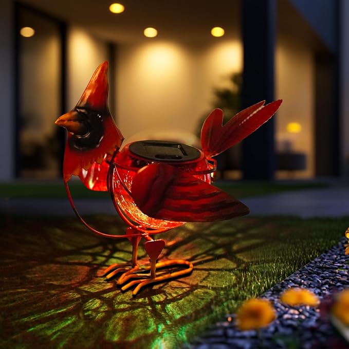 HONGLAND Solar Cardinal Statue Light, Animal LED Lights Outdoor, Solar Power Figurine Waterproof Metal Cardinal Yard Art for Pathway Patio Backyard Decoration Lawn Ornaments