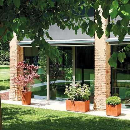 Deroma Millennium 15” Cube Planter | Light & Durable Plastic | Indoor or Outdoor Square Pot for Patio/Porch | Includes Water Reserve & Drain Plug | Trendy Planter for Plants, Flowers, Garden | Rust