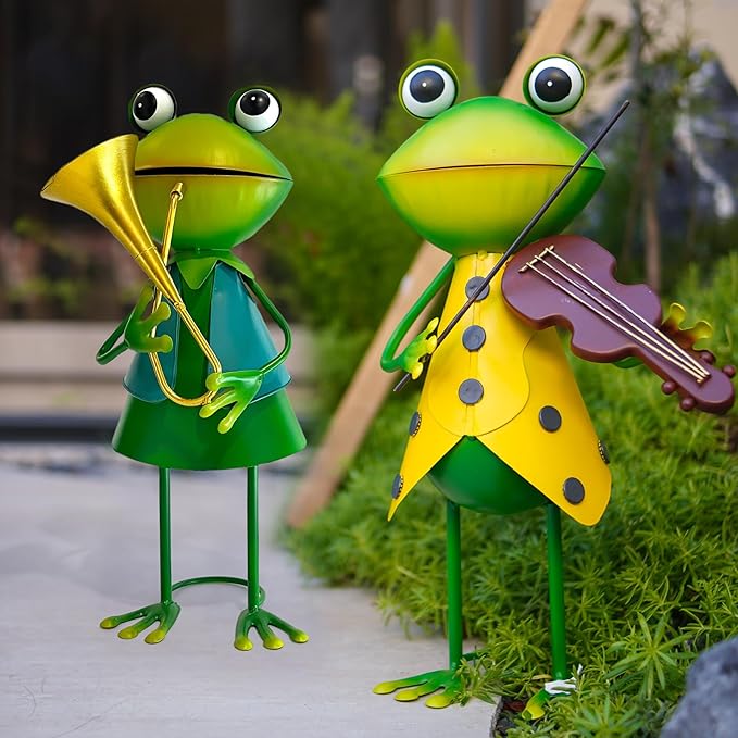 HONGLAND Frog Metal Yard Art - 3D Frog Outdoor Statue - Cute Metal Figurine - Christmas Holiday Lawn Patio Yard Garden Decor Gardening Gifts for Women (Violin)