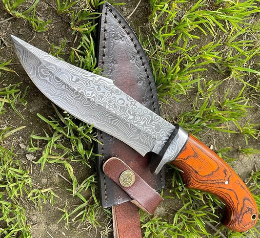 Handmade Damascus Steel Bowie knife Fixed Blade Knife for outdoor, bushcraft, camping,survival with Leather Sheath And Perfect Handle Grip
