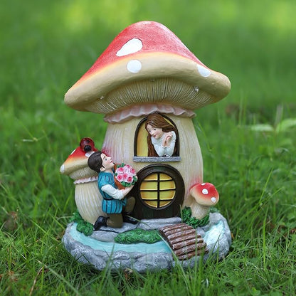 Solar Garden Outdoor Statues Princess and Prince with 4 LED Solar Figurine for Lawn,Patio,Balcony,Yard Decor Unique Housewarming Gift, for Gril,Mom,Grandma,Father,Woman