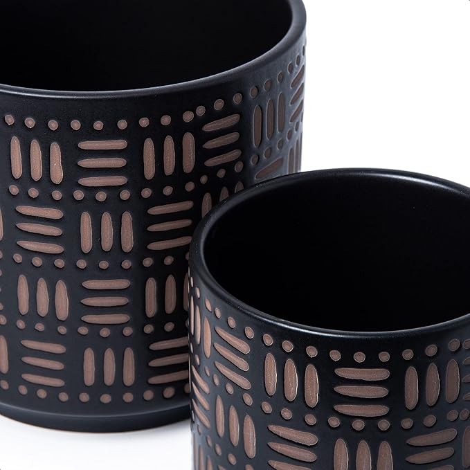 D'vine Dev Set of 2 Ceramic Planter Pots with Drainage Hole and Saucer, 4.5 Inch Plant Pots for Plants Indoor Houseplants, Black, 99-Z-F-2-V