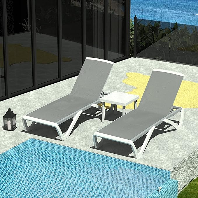 Domi Patio Chaise Lounge Chair Set of 3,Outdoor Aluminum Polypropylene Sunbathing Chair with Adjustable Backrest,Arm,Side Table,for Beach,Yard,Balcony,Poolside(2 Grey Chairs W/Table)
