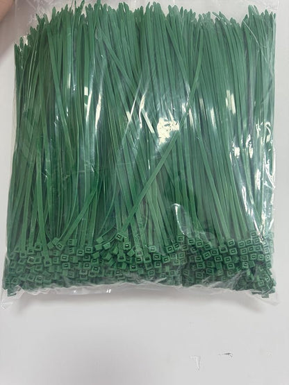 XINGO Nylon Cable Zip Ties Self Locking Plastic Wire Ties with 40 Lbs Tensile Strength for Indoor and Outdoor 12 Inch 500 Pack Green