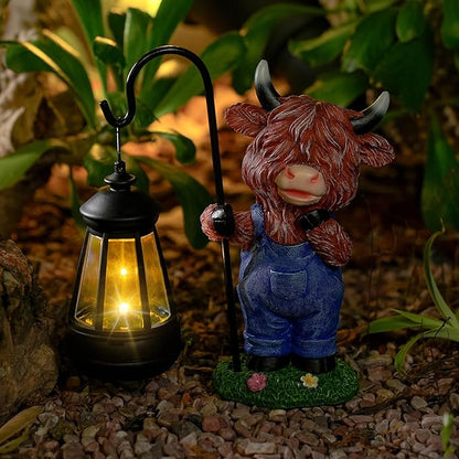 Solar Highland Cow Statue for Garden Decor: Outdoor Highland Cattle Sculpture with Lantern Clearance for Yard Balcony Lawn Patio Ornaments - Gifts for Mom Women Grandma