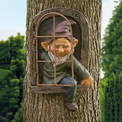 Elf Out The Door Gnome Tree Hugger Statue, Funny Whimsical Garden Peeker Sculpture, Resin Tree Face Decor Outdoor, Hanging Gnome Figurine for Yard Patio Lawn Porch Decoration, 7"x13"