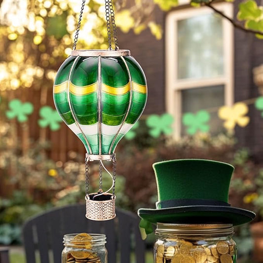 TERESA'S COLLECTIONS Hot Air Balloon Solar Lantern for Outdoor Garden Decor, Hanging Flickering Flame Outdoor Lights for Trees, Green St Patrick's Day Decorations for Party Father's Gift