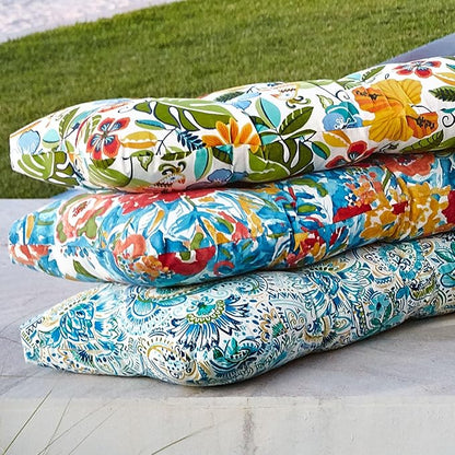 BrylaneHome Tufted Bench Cushion - 45.5" L x 19" W x 3" H- Patio & Outdoor - Water, Stain & Fade Resistant - Poppy Stripe