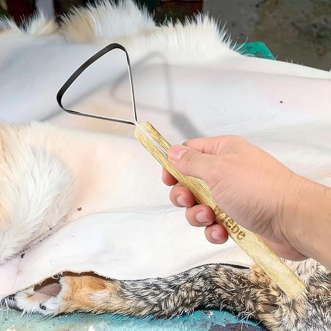 Wiebe Pelt Scraper, Dual-Edge Forged Steel Fleshing Tool with Wood Handle – Precision Hide Scraper for Muskrat, Mink, Small Game & Taxidermy Detail Work