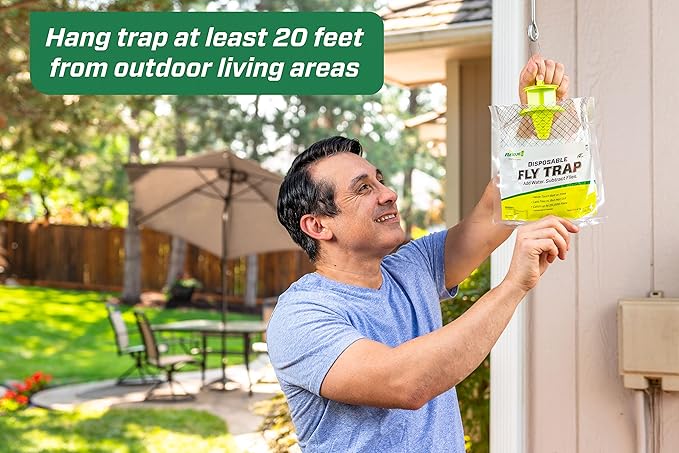 Rescue! Outdoor Disposable Hanging Fly Trap - 6 Traps