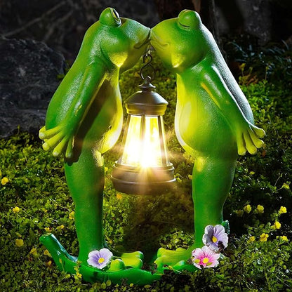Solar Frogs Statue for Garden Decor Solar Lantern LED Outdoor Decoration Figurines for Porch Patio,Yard,Lawn - Frog Gifts for Women Mom Grandma Wife (Kiss Frog)
